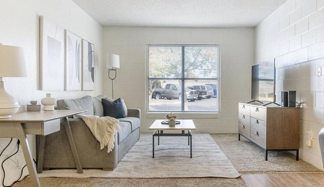 Landing at The Phoenix - 1 Bedroom in Mission Valley
