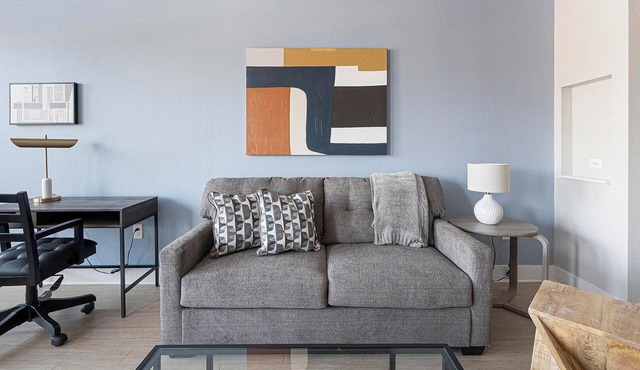 Landing | Beautiful 1BD, Gym, Courtyard