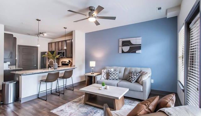 Landing | Beautiful 1BD, Gym, Clubhouse