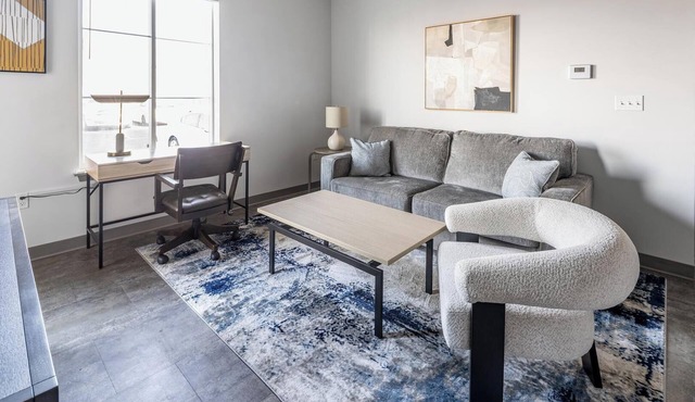 Landing | Incredible 3BD, Courtyard