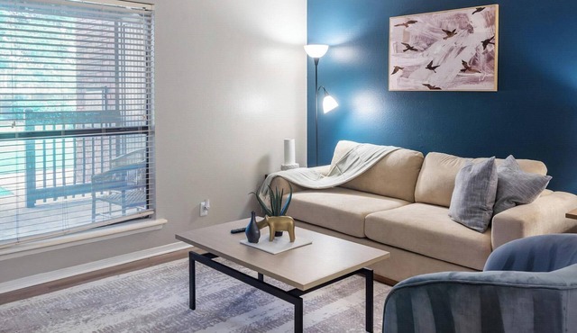 Landing | Stunning 1BD, Clubhouse, Gym