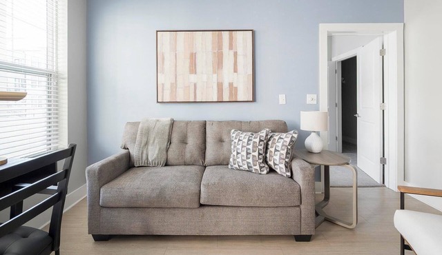 Landing | Stylish 2BD, Gym, Courtyard