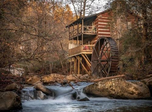 Lindsey Mill Cabin on stream and pond