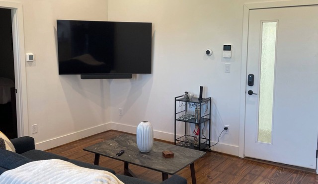 Louisville 2 Bedroom Condo