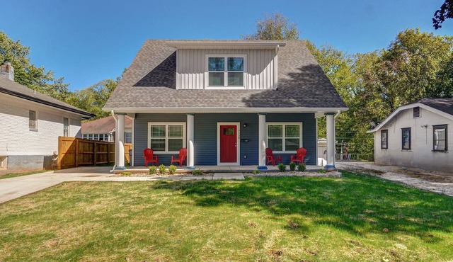 Maryland St. House 4 Bedroom near Missouri State University & Mercy Hospital.