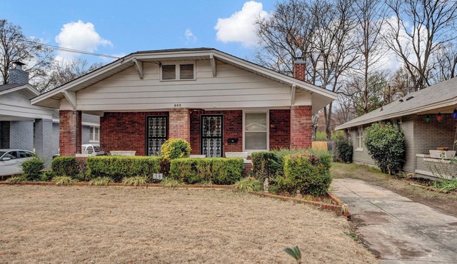 Memphis Family Retreat, 3BR/2BA, Air Hockey, Fenced Yard, Pet-Friendly