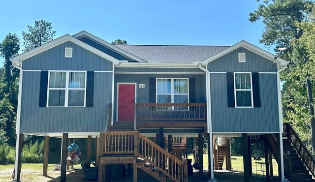 Modern Home near Oriental, NC Broad Creek, with Grill, Kayaks, Outdoor Shower