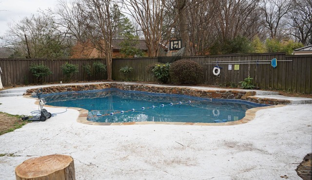 Monthly Stays- Luxurious 9 BR + Extra Space Beds with Pool-Lounge Bar