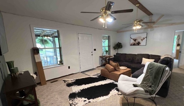 Obey River House: minutes from downtown Celina and Dale Hollow Lake