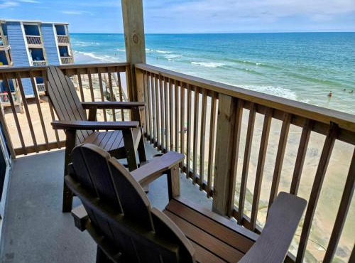 Ocean Front Paradise 364