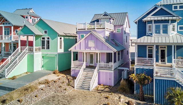 Oceanside 3BR | Pool + Beach Access | Ocean Views | Pet Friendly Cottage