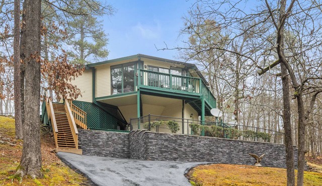 Octagon Hilltop Home Hot Springs