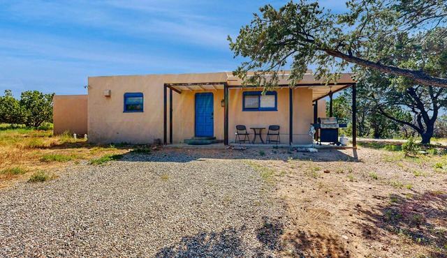 Old Santa Fe Manor- 3 Acre Escape, 10 min to Plaza