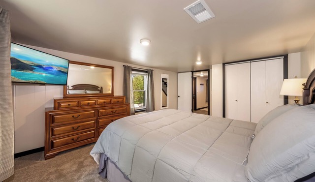 Pacific Place Apartment | Private 1 Bedroom with Kitchen and Laundry