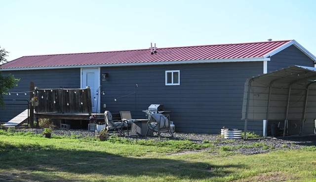 Peaceful prairie escape near Lake McConaughy