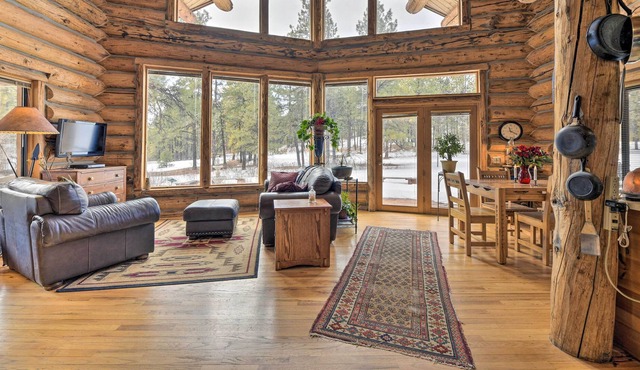 Private Nature Escape - Drive to Fishing & Hiking!