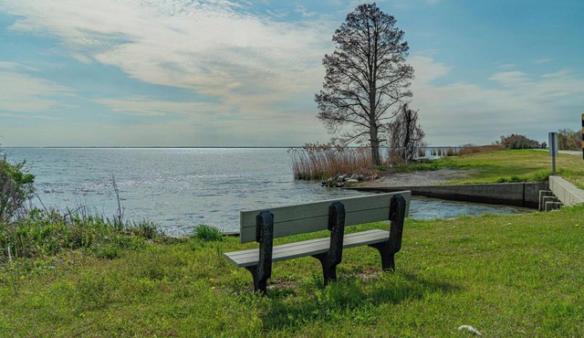 "R's Cabin" on Lake Mattamuskeet.