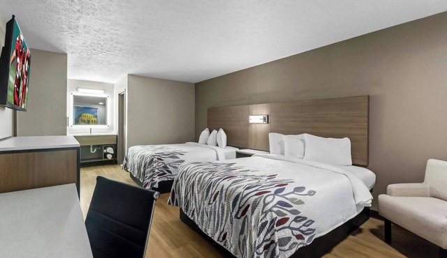 Red Roof Inn Radcliff - Fort Knox
