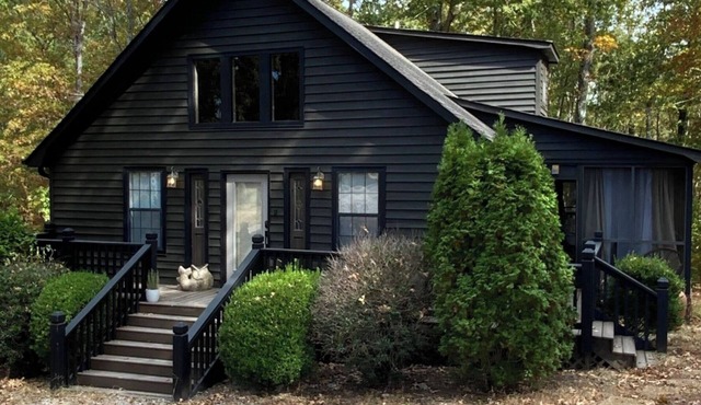RRLAKEHOUSE-COZY CABIN IN HEART OF PICKWICK!🩵🏡 W/FUN BILLIARDS ROOM!🎱
