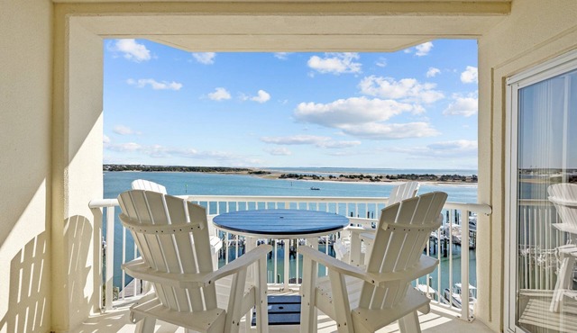 Sea Serenity - the best views in the coastal Carolinas @ Old Towne Yacht Club