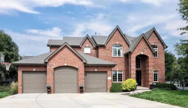 Spacious Luxury Retreat~ Relax & Feel at Home