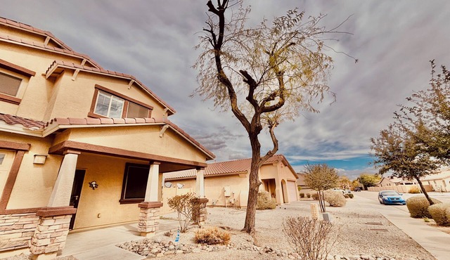 Spacious pet friendly w/pool and bbq area two-story house and office space.