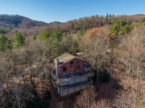 Stress ReLeaf - Blowing Rock Cabin with great view hot tub pool table