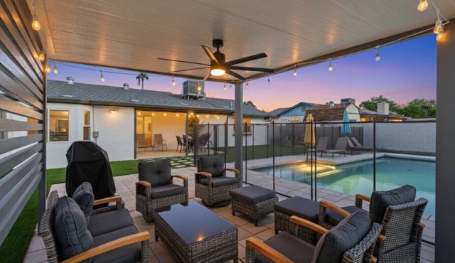 Stunning Home | Heated Pool | Pergola | Grill