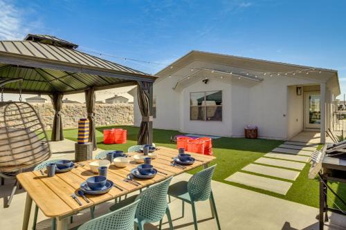 Styled Socorro Living at ‘Cali’s Signature House’