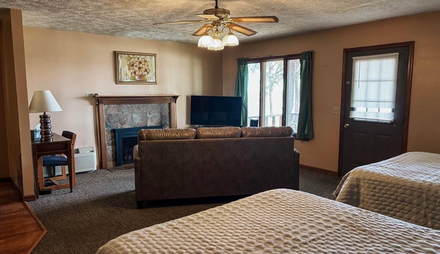 Superior Two Bedroom Suite - Bungalow overlooking the River