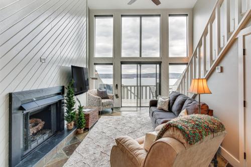 Tennessee River Vacation Rental w/Deck + View!