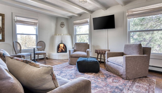Tesuque Outpost| Casita E & F| Best views Santa Fe