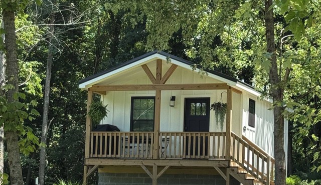 The Cabins at Brookhaven - The Nook