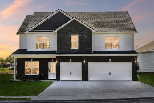 The Fort Haven Spacious 4BR Near Ft Campbell