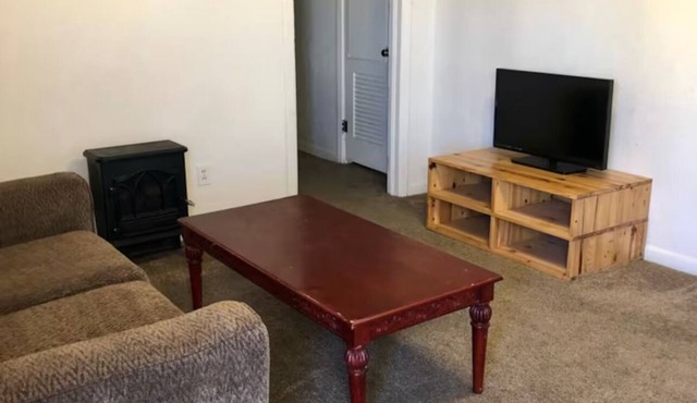The Hangout on Harvey #1 One Bed One Bath Apartment