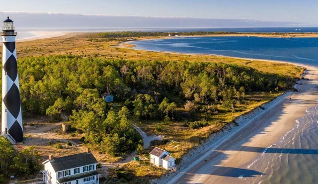 The High Tider Retreat + RV Hookup