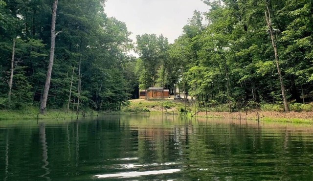 The Lakeview Cabin and Highland Retreat