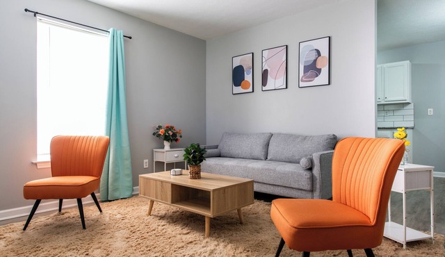 The Lexington Lux l Quaint & Cozy l Horse Park