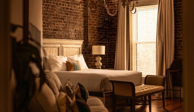 The Luxe Loft | Knoxville