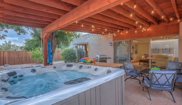 The "Sun Flower" a Mid-Century Modern Vacation Home