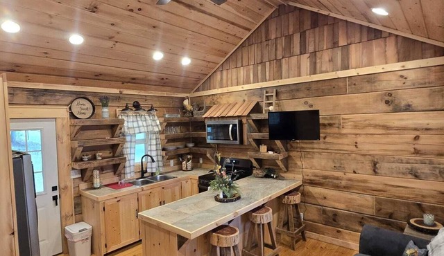 Trout & About Cabin Retreat Near Dale Hollow Lake & Cumberland River