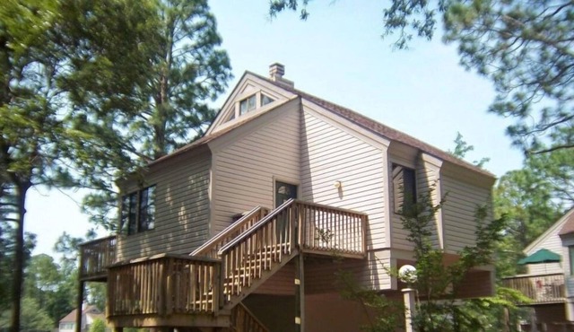 Waterwood Resort Private 2BR Condo Ideal for Family Getaway