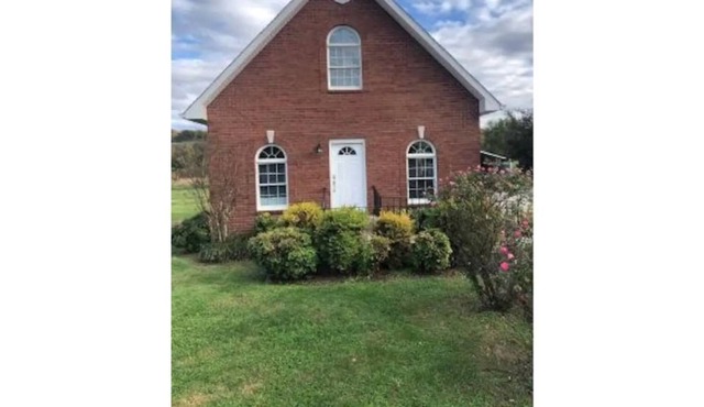 Welcome to our cottage, Serenity in Cleveland, TN