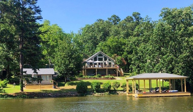 You've Found it! Best Cove on Lake Hamilton!