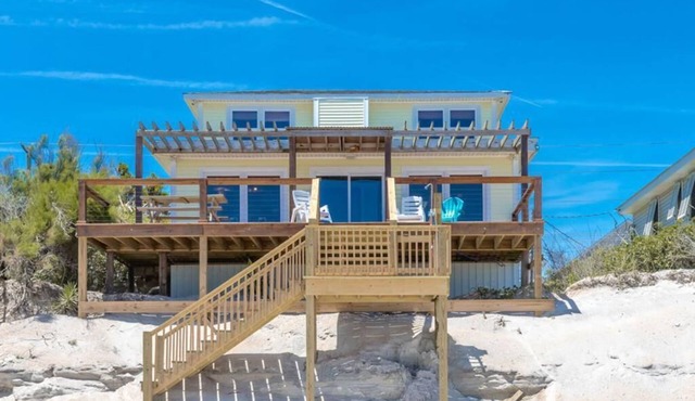 Zzzz's By The Seas - Oceanfront 3 BR cottage in Surf City! Dog Friendly!