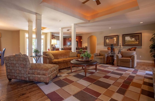 233 m² House ∙ 4 bedrooms ∙ 10 guests
