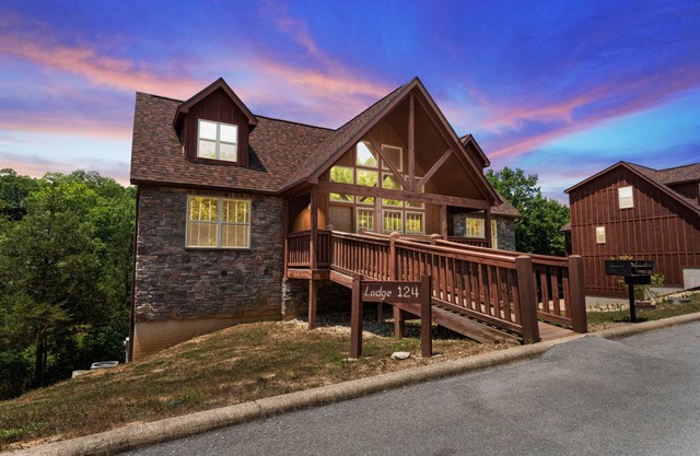 238 m² Lodge ∙ 6 bedrooms ∙ 16 guests