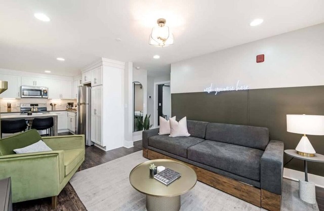 Abode Germantown Bdrm 