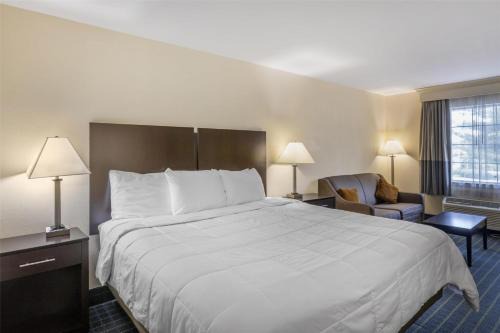 Parkside Inn 