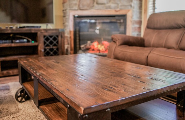 Close to SDC. 4 Bed, 4 Bath Lodge at beautiful Stonebridge Resort.